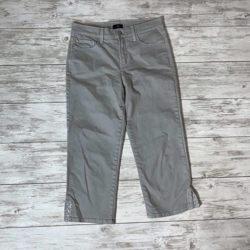 NYDJ Gray Cropped Leg Jeans Size 4
